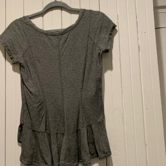 Marc by MarcJacobs grey tee, xs - Picture 2 of 3